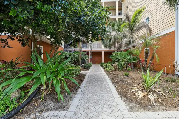 9055 TREASURE TROVE LN #208, Kissimmee, FL 34747