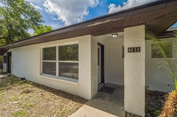 4212 HARRY DR, Fruitland Park, FL 34731