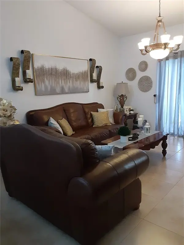 14364 ISLAND COVE DR, Orlando, FL 32824