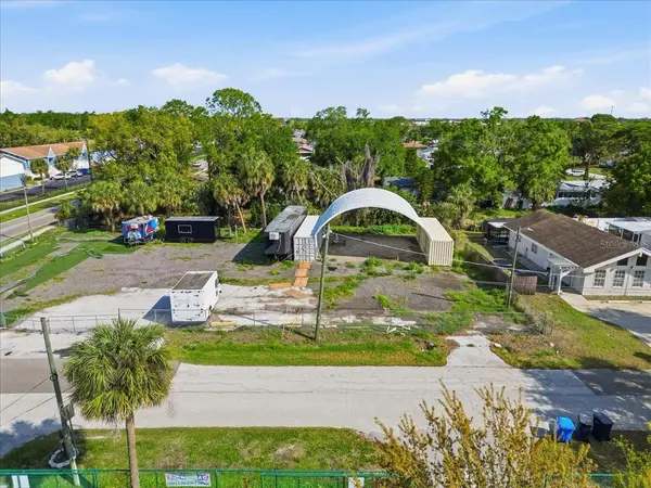 7511 WINCHESTER DR, Tampa, FL 33615