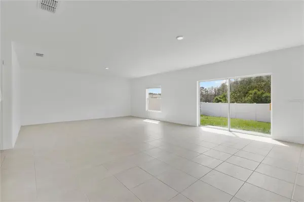 557 PINK IBIS BND, St Cloud, FL 34772