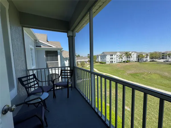 2305 SILVER PALM DR #302, Kissimmee, FL 34747
