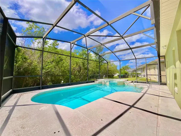 2079 MARSH HAWK DR, Orlando, FL 32837