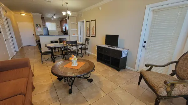 914 CHARO Pkwy #123, Davenport, FL 33897