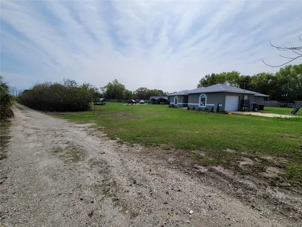 425 STOKES RD, Lake Wales, FL 33898