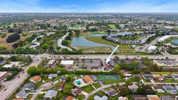 4608 S JOG RD, Greenacres, FL 33467