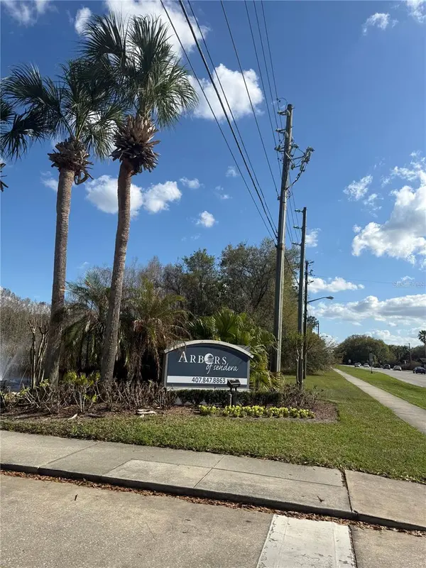 3827 BAY CLUB CIR #103, Kissimmee, FL 34741