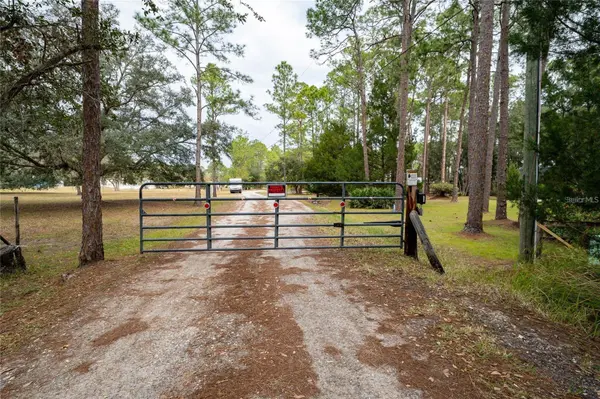 875 EDEN DR, St Cloud, FL 34771