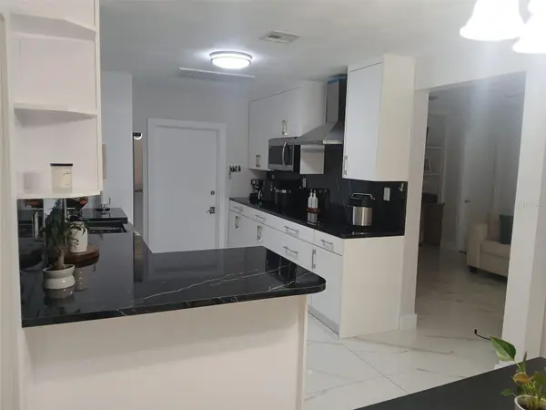 2211 NEW JERSEY RD, Lakeland, FL 33803