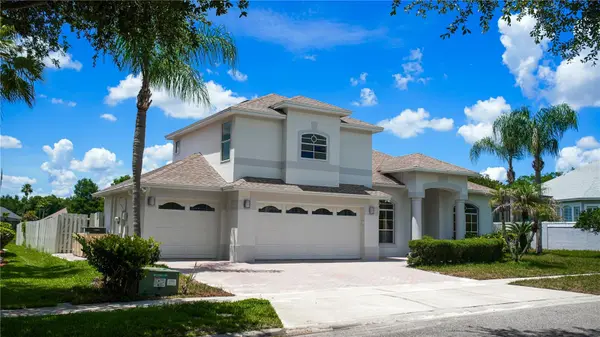 3851 HUNTERS ISLE DR, Orlando, FL 32837