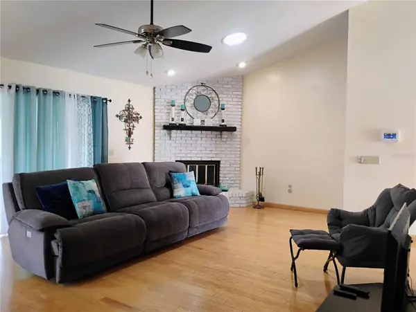 9120 QUEEN ELIZABETH CT, Orlando, FL 32818