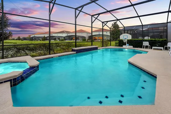 8013 OAK SHADOW CT, Davenport, FL 33837