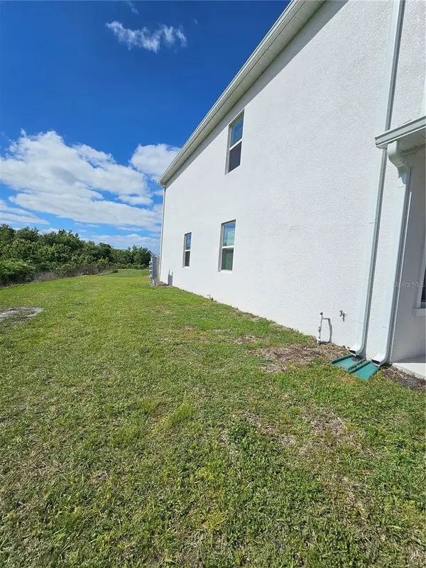 3054 CHANTILLY DR, Davenport, FL 33837