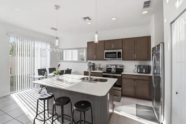 1375 CAPTIVA CV, Sanford, FL 32771