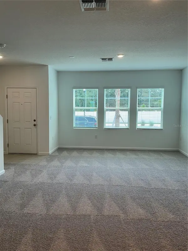 330 CADBERRY PL, St Cloud, FL 34771