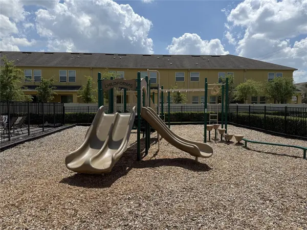 9067 MENEWA CT, Orlando, FL 32825