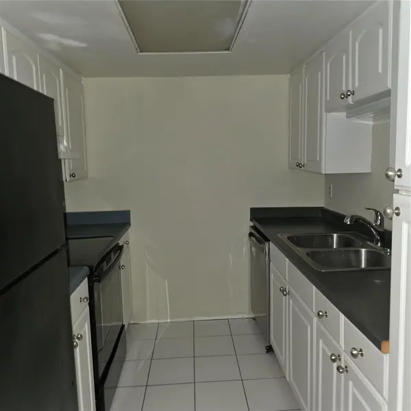 922 LAKE DESTINY RD #F, Altamonte Springs, FL 32714