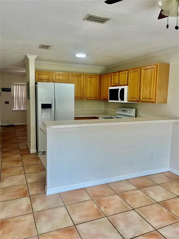 354 CERVANTES DR, Kissimmee, FL 34743