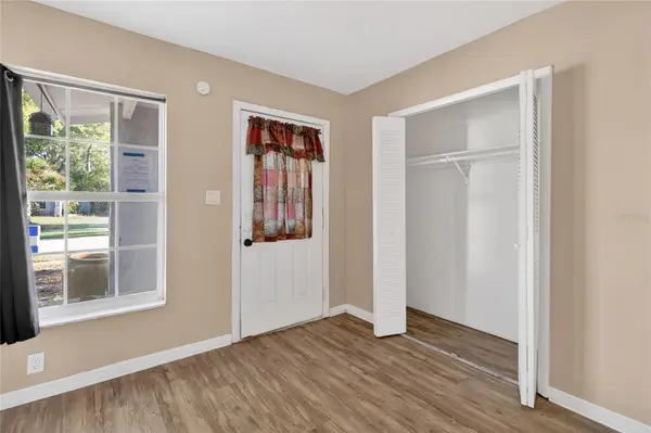 2715 ELMHURST CIR, Orlando, FL 32810