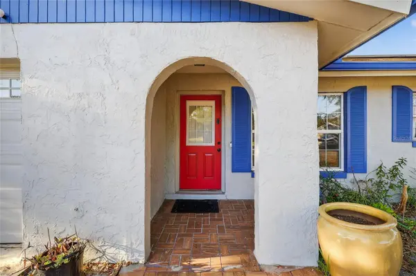 2715 ELMHURST CIR, Orlando, FL 32810