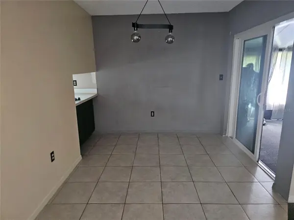 569 HUNTER CIR, Kissimmee, FL 34758