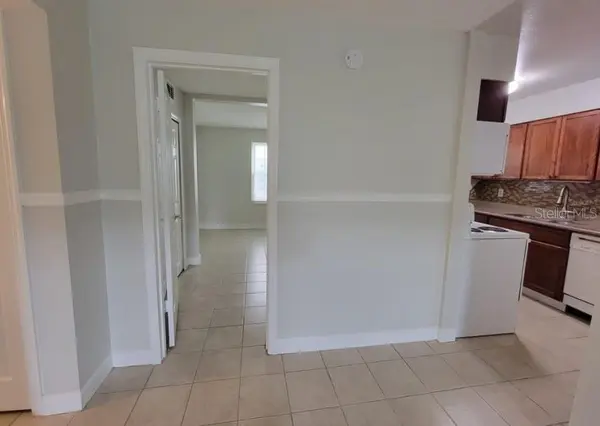 817 SKY LAKE CIR #A, Orlando, FL 32809
