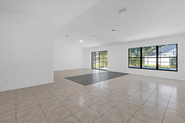 9011 CHAPMAN OAK CT, Windermere, FL 34786