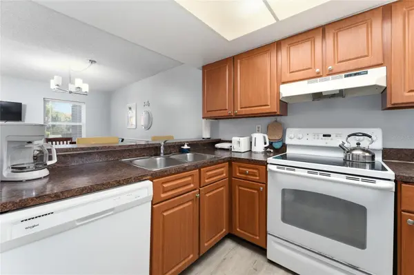 3118 MAGIC KINGDOM CT, Kissimmee, FL 34746