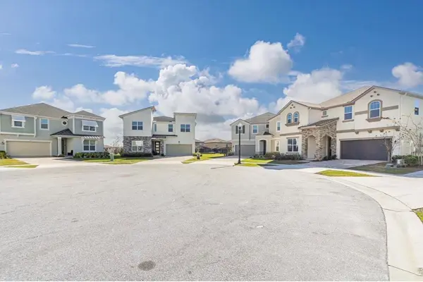 8904 CAROLINE BAY CT, Kissimmee, FL 34747