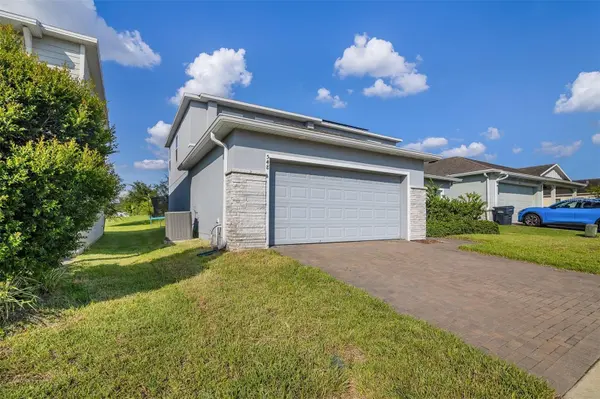 548 OGELTHORPE DR, Davenport, FL 33897