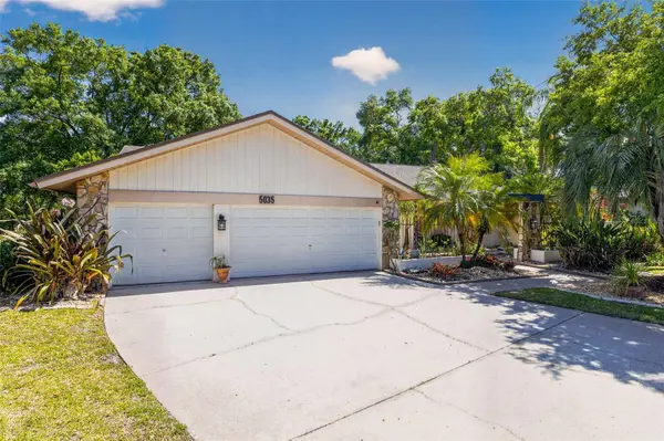 5035 BARROWE DR, Tampa, FL 33624