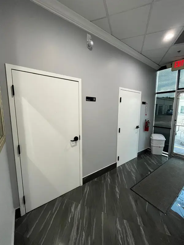 7901 KINGSPOINTE Pkwy #19 #Office 3, Orlando, FL 32819
