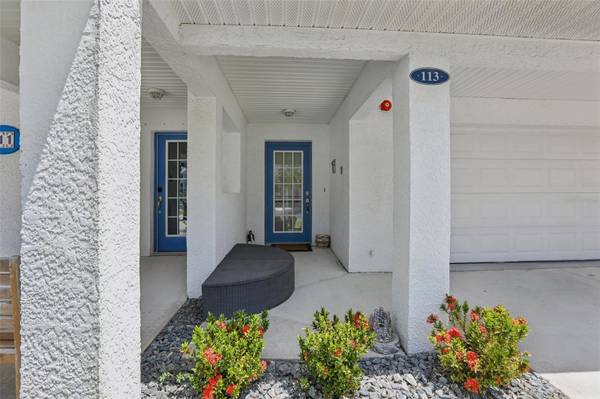 113 YACHT CLUB CIR, North Redington Beach, FL 33708