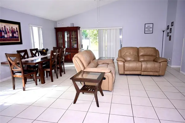 11534 KENLEY CIR, Orlando, FL 32824