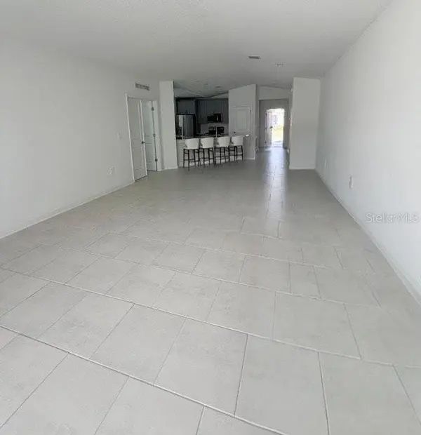5692 STEPHENS RD, St Cloud, FL 34771