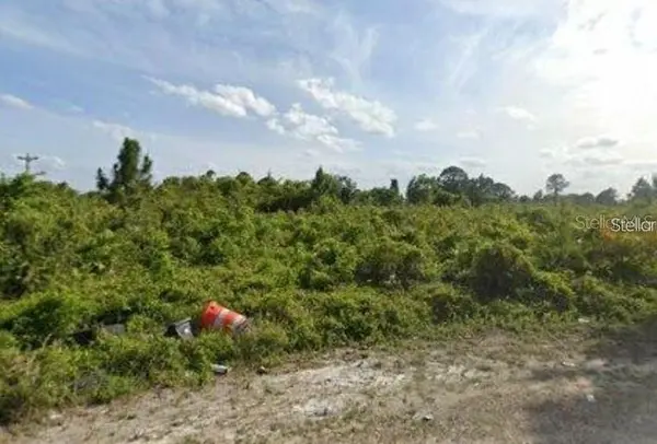 912 MCARTHUR CT, Lehigh Acres, FL 33974