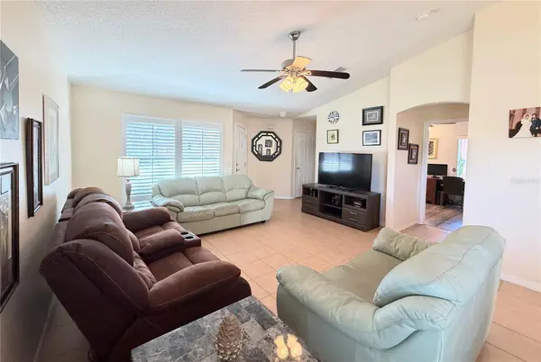 537 GRAND CANAL DR, Poinciana, FL 34759