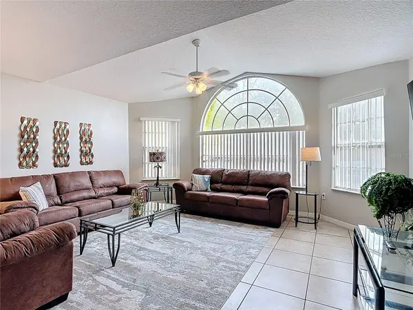 8710 RAIN FOREST PL #B, Kissimmee, FL 34747