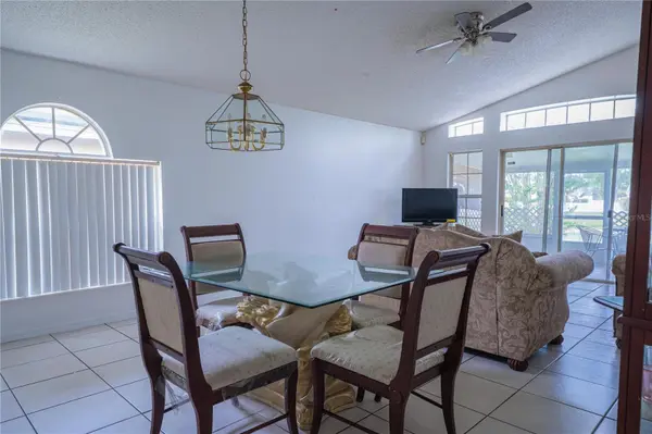 6769 EBANS BND, Orlando, FL 32807