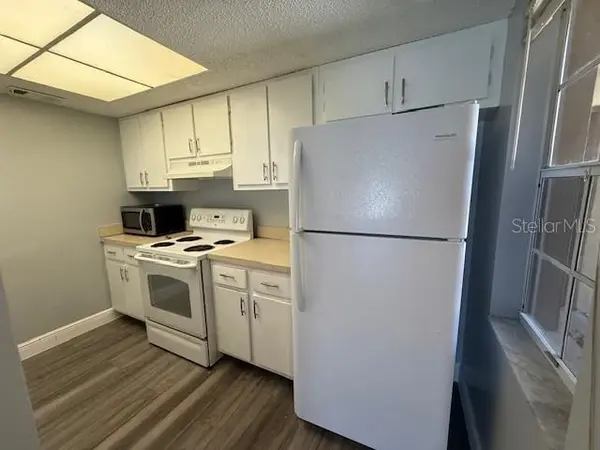 1656 SUNNY BROOK LN NE #L102, Palm Bay, FL 32905