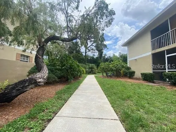 1656 SUNNY BROOK LN NE #L102, Palm Bay, FL 32905