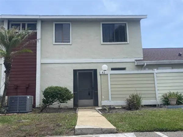 42 PINE ISLAND CIR, Kissimmee, FL 34743