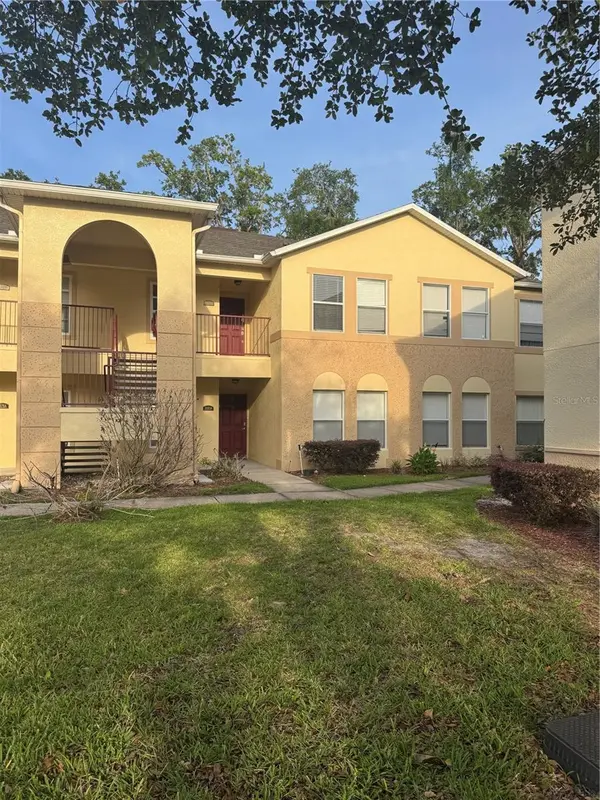 2880 CLUB CORTILE CIR #B, Kissimmee, FL 34746