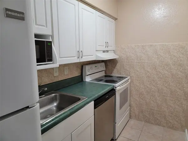 728 RIDENHOUR CIR #728, Orlando, FL 32809