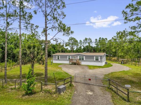 9165 LUNA DR, St Cloud, FL 34773