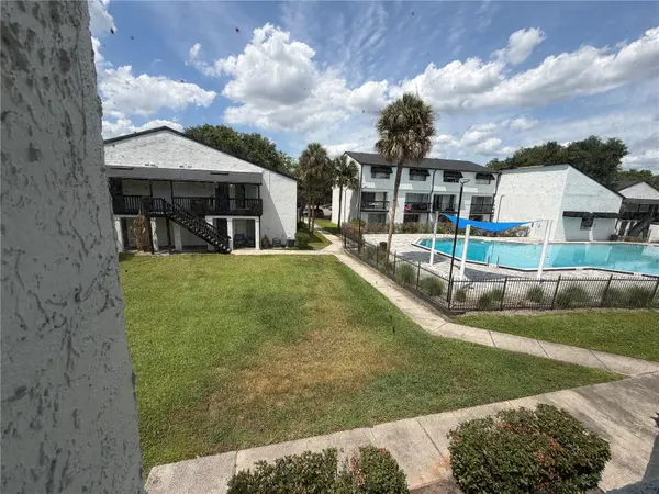 4215 S SEMORAN BLVD #15, Orlando, FL 32822