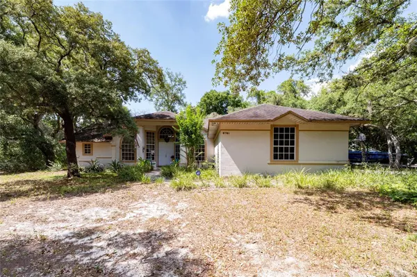 6781 W LIVINGSTON ST, Orlando, FL 32835