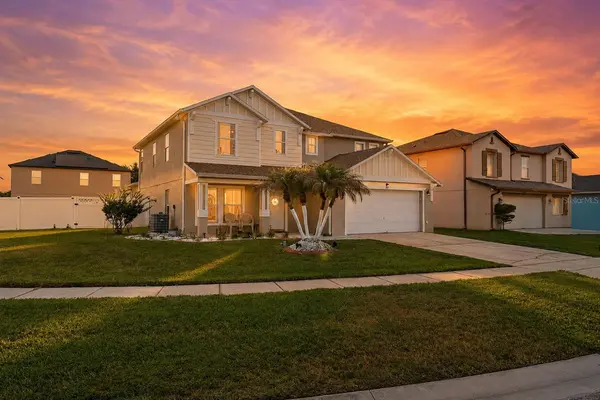831 NEPTUNE POINTE LN, Kissimmee, FL 34744