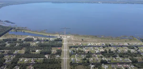 220 MAGNOLIA DR, Indian Lake Estates, FL 33855