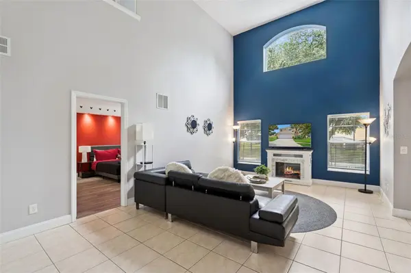 2694 LA ISLA CT, Kissimmee, FL 34747